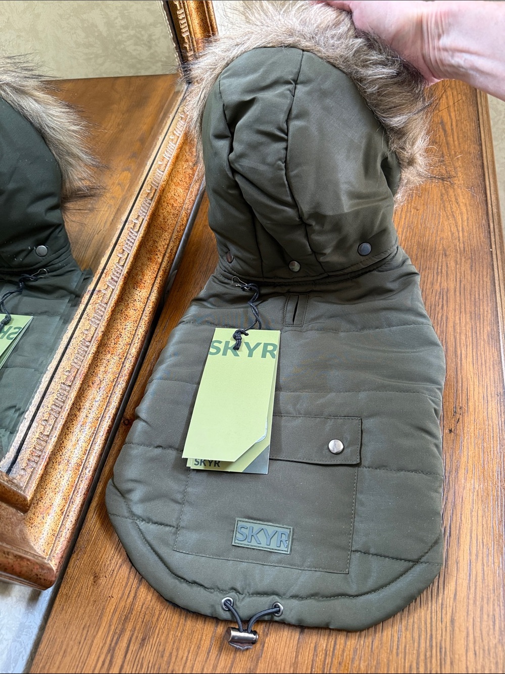 Sky Olive Green Quilted Dog Puffer Coat with removeable Faux Fur Hood. Size S.